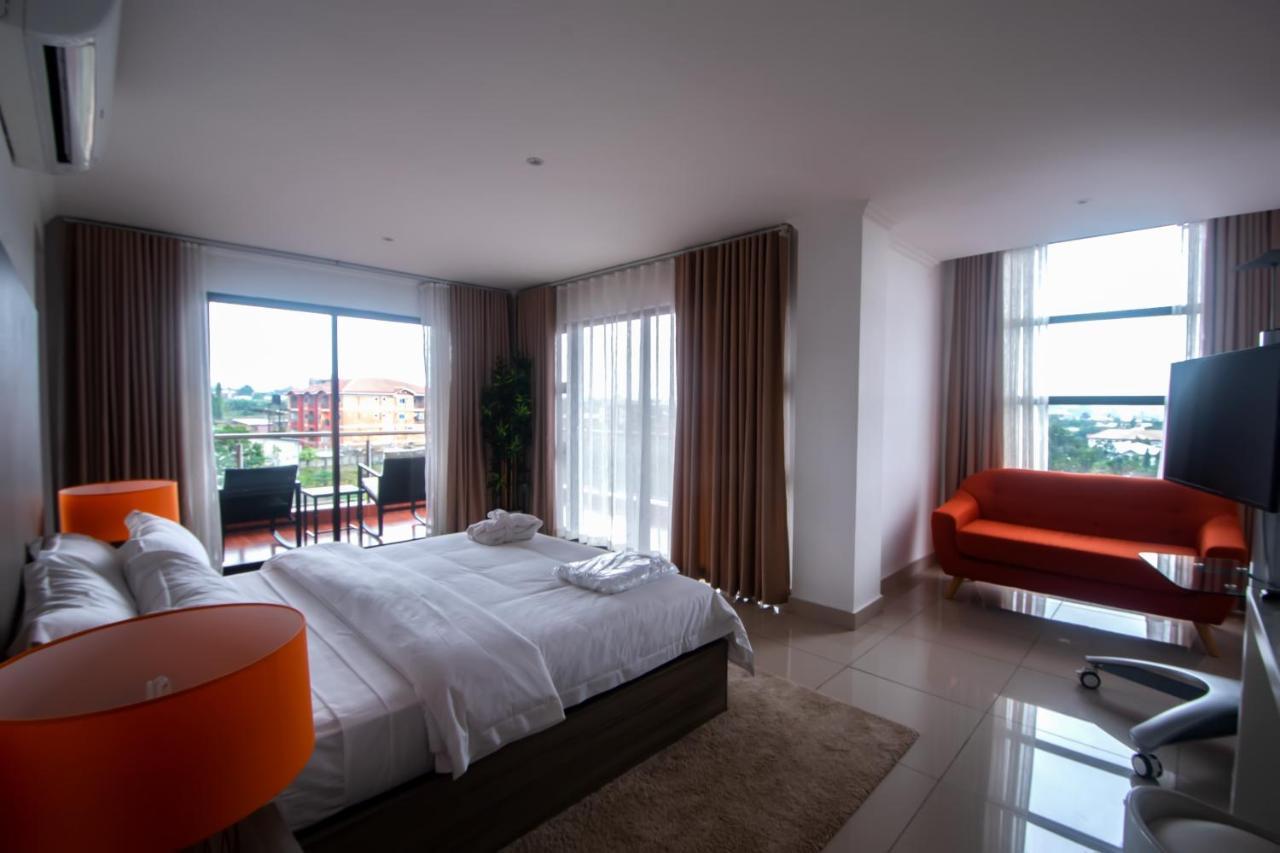 Wdc Aparthotel - Buea Dış mekan fotoğraf