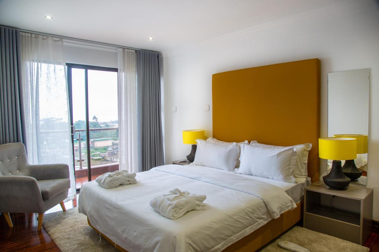 Wdc Aparthotel - Buea Dış mekan fotoğraf