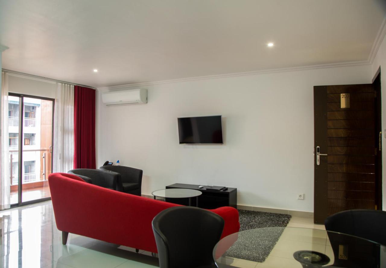 Wdc Aparthotel - Buea Dış mekan fotoğraf
